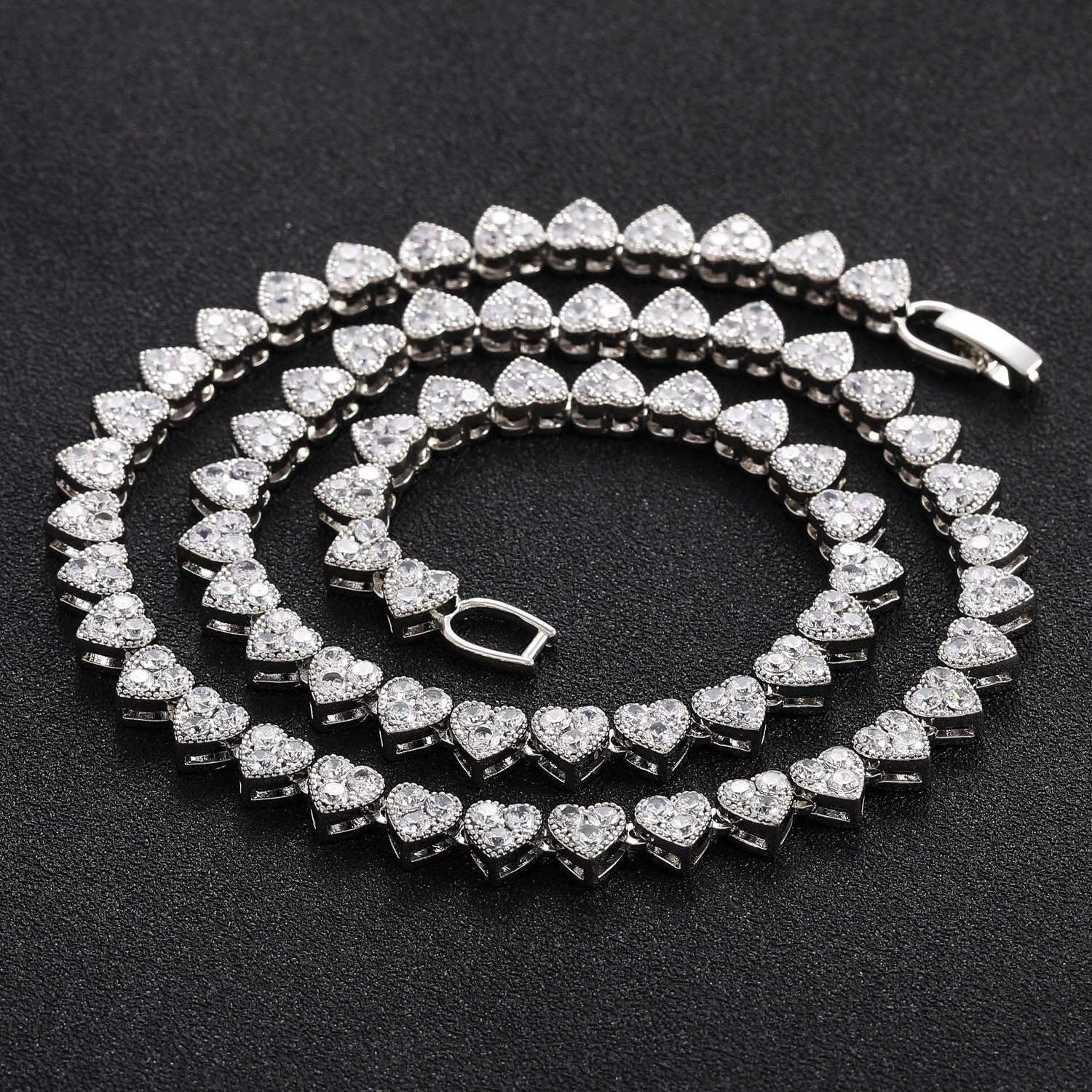 Heart-shaped Necklace 65mm Wide Unisex Personalized Hip-hop Style For Couples